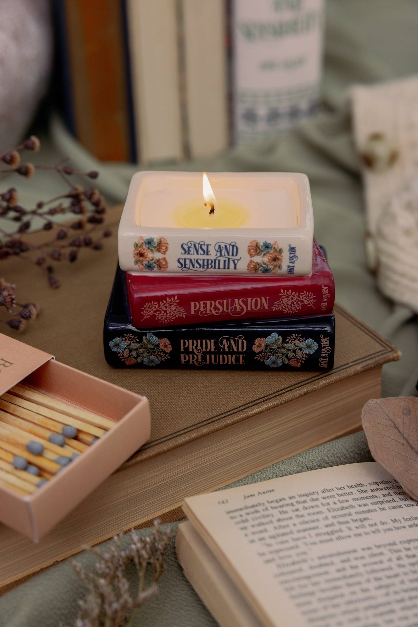 Steel Mill and Co. - Bookstack Candle, Jane Austen